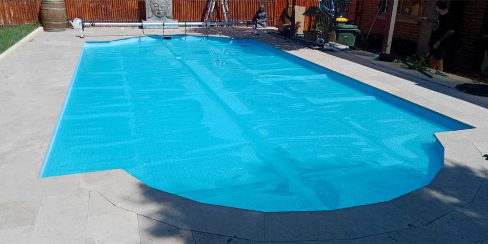 Pool Solar Blankets, Covers, and Rollers Perth