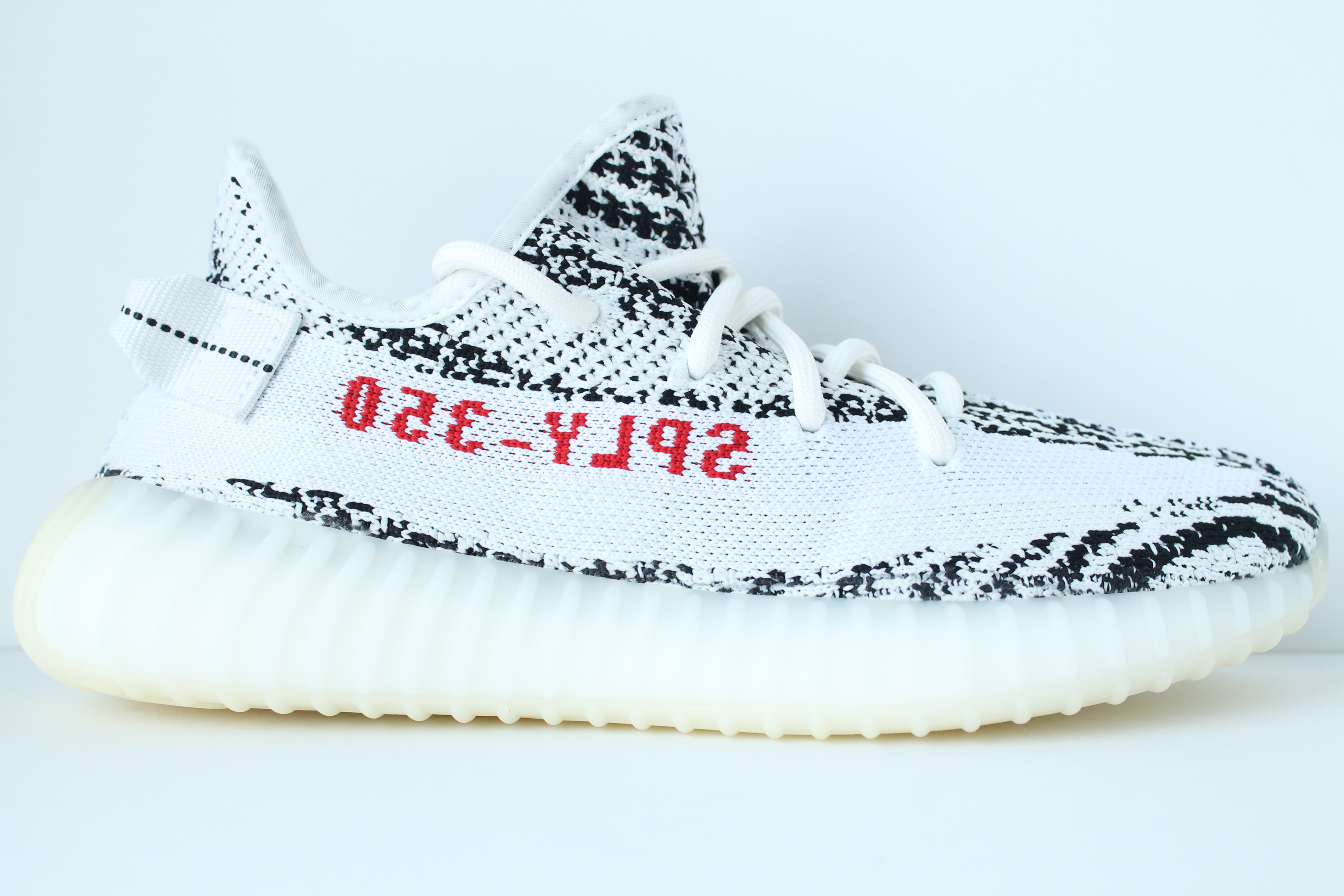 blue zebra yeezy sply 350 price uk, Adidas Siyav Otel