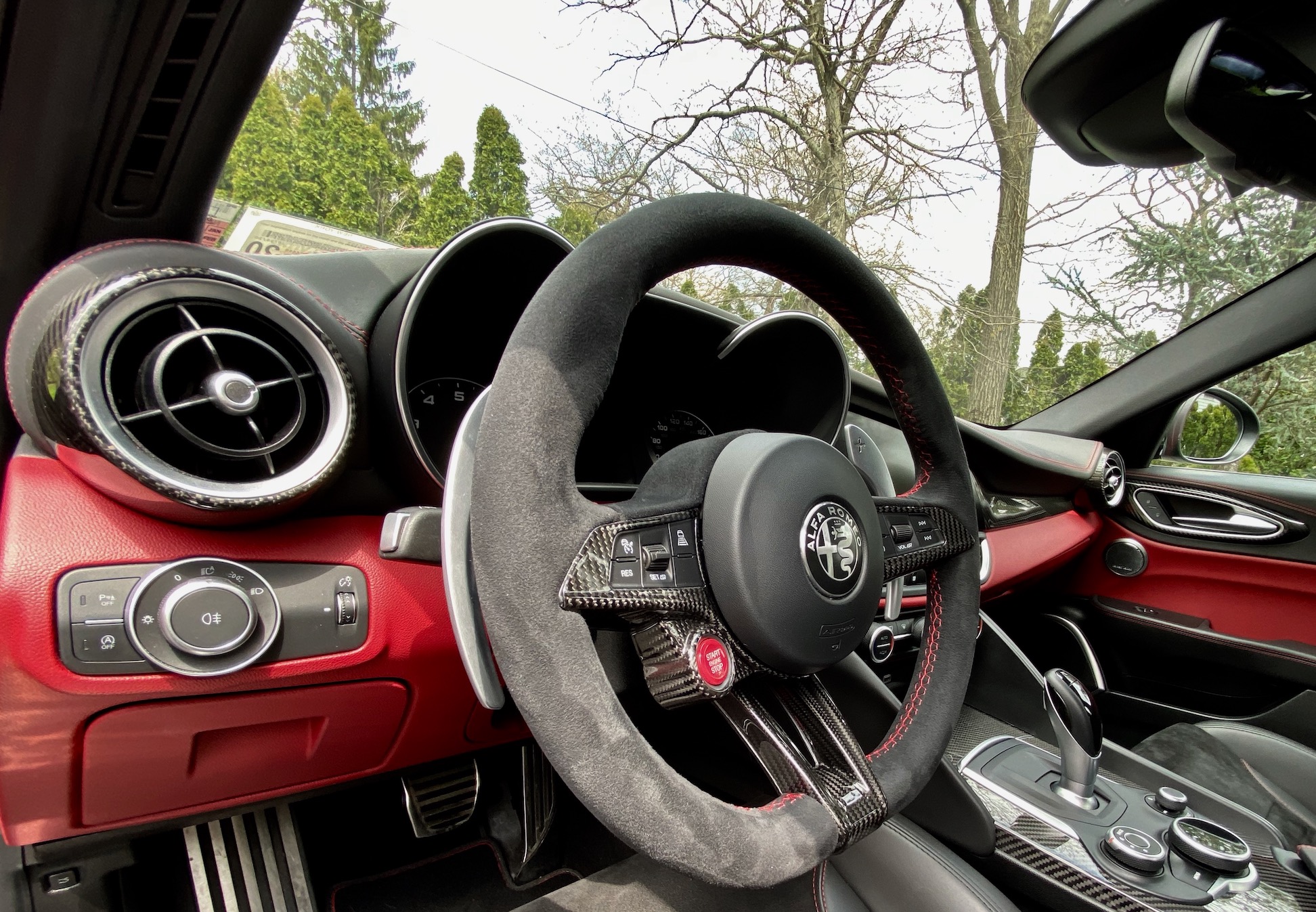 Alfa Romeo Giulia QV Custom Alcantara/Carbon Fiber Steering Wheel (Made