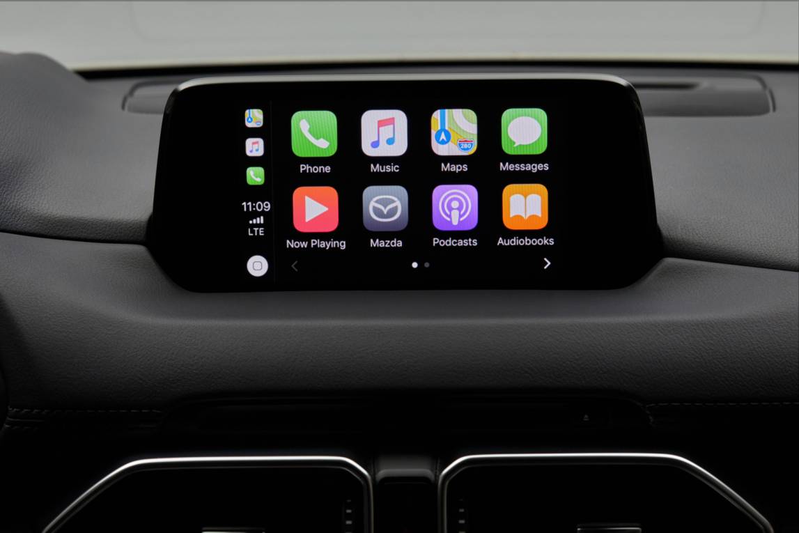 Mazda integrează Apple CarPlay și Android Auto la bordul mașinilor sale