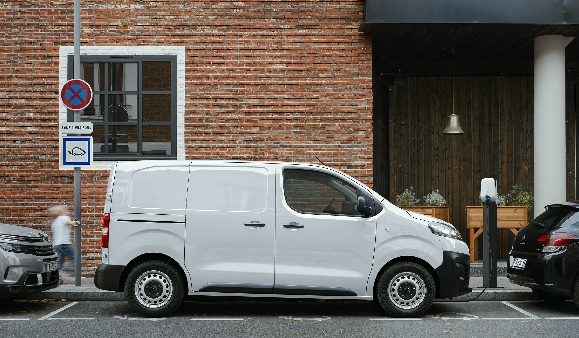 Piu Scelta Tra I Veicoli Commerciali Elettrici Arriva Citroen E Jumpy