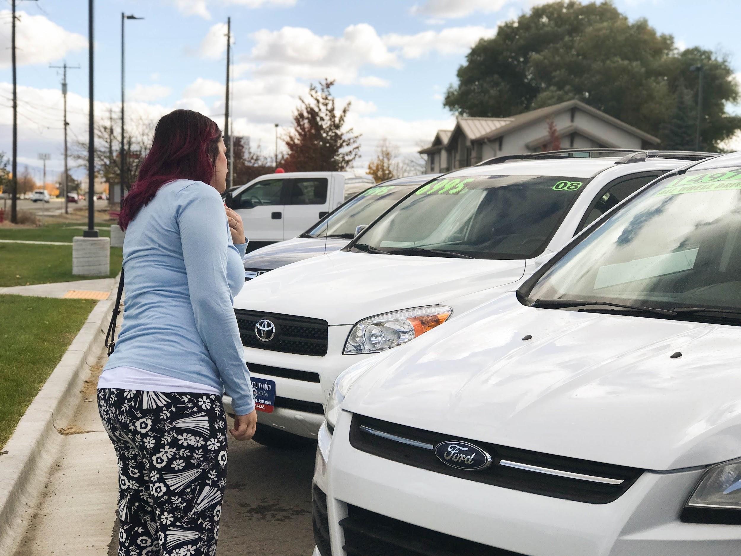 Ford Dealers in Sellersburg, IN Share Some Essential Car Buying Tips