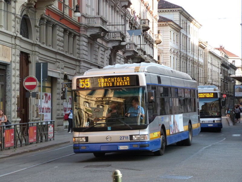 Green Pass, Autisti Gtt In Piazza A Torino: «È Morto Il Diritto Al Lavoro» 600_x_800_jpg