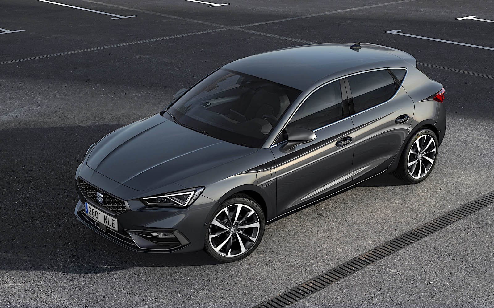 SEAT León eHybrid así es la nueva versión híbrida del compacto español