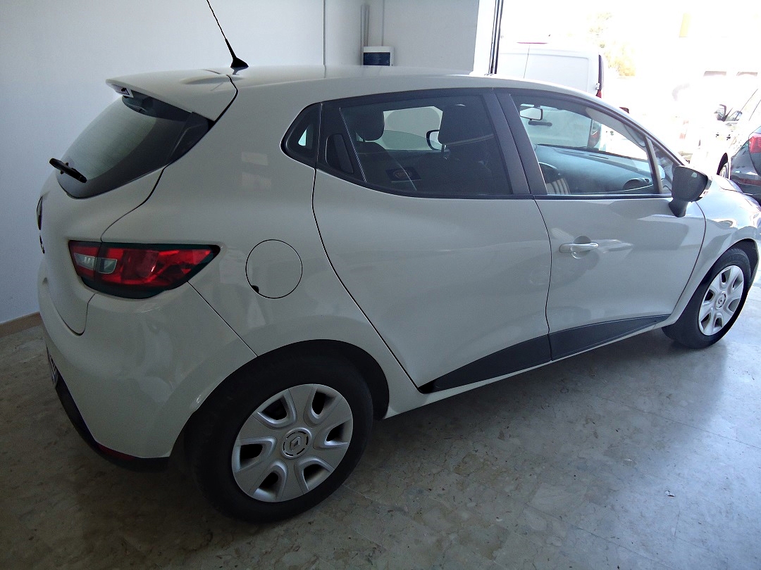 RENAULT Clio Benzina/Gpl (2014) AutoEvolution
