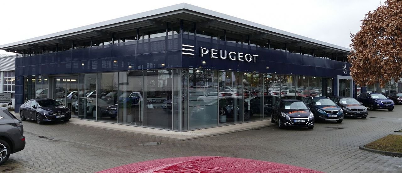 PEUGEOTParty in Göttingen 12.02.2019, 09.38 Uhr Autohaus Peter Gruppe