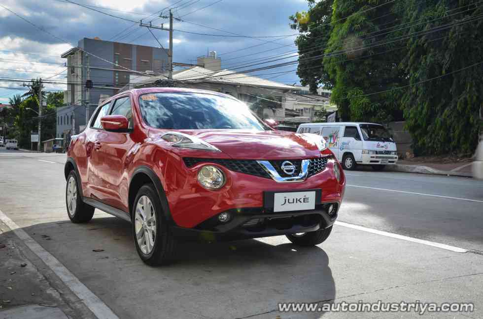 2016 Nissan Juke 1.6L CVT Car Reviews