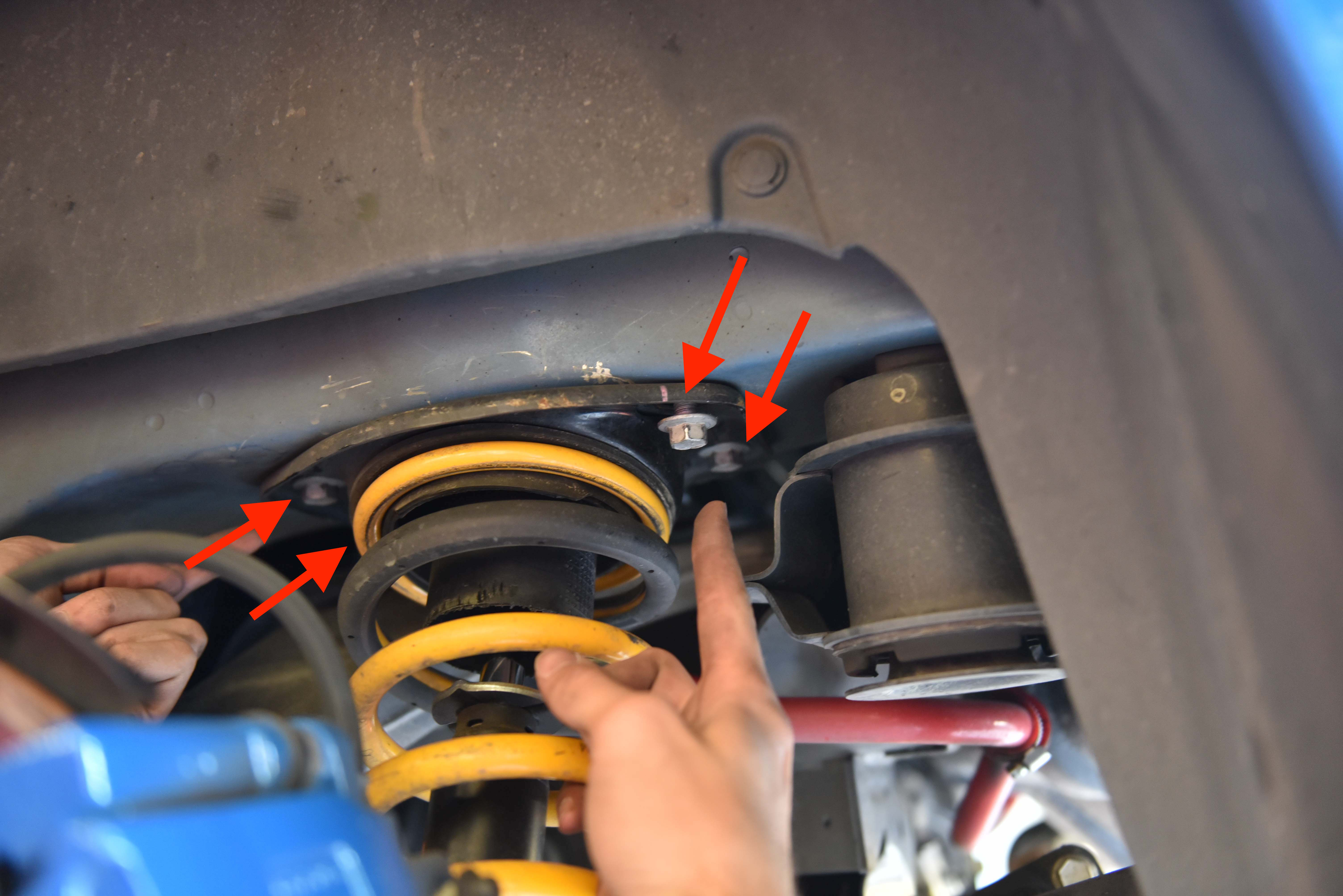 Rear Strut Removal VE Commodore AutoInstruct