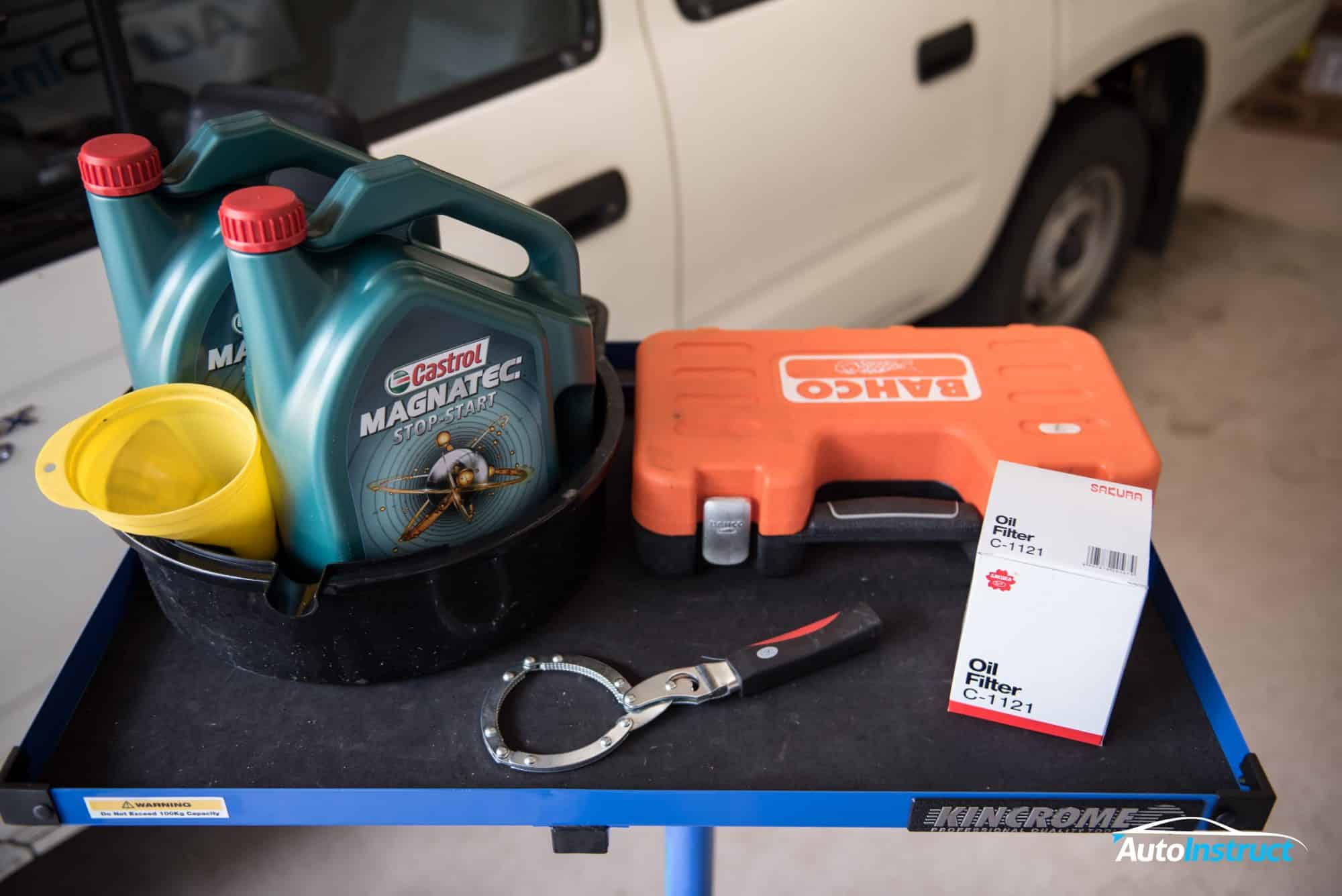 Engine Oil Change Toyota Hilux 6th Gen AutoInstruct