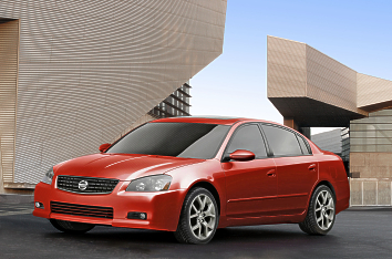 Nissan Announces New, First-Ever Altima SE-R Model