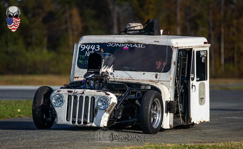 Express Mail Jordan Fisher’s Postal Jeep Built to Race Autometer