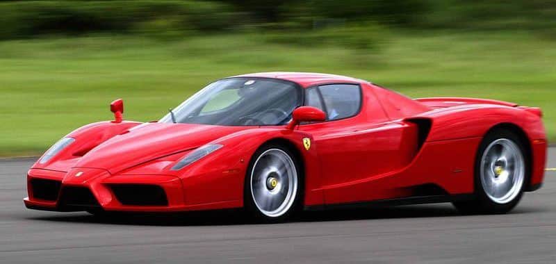 Top 10 Fastest Cars In The World (2021)