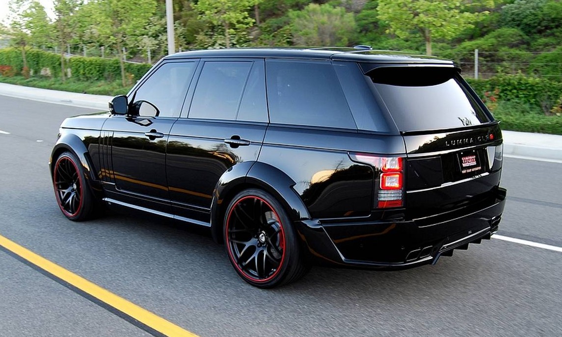 Range Rover Lumma CLR R vs Jeep Grand Cherokee SRT8 TYRANNOS