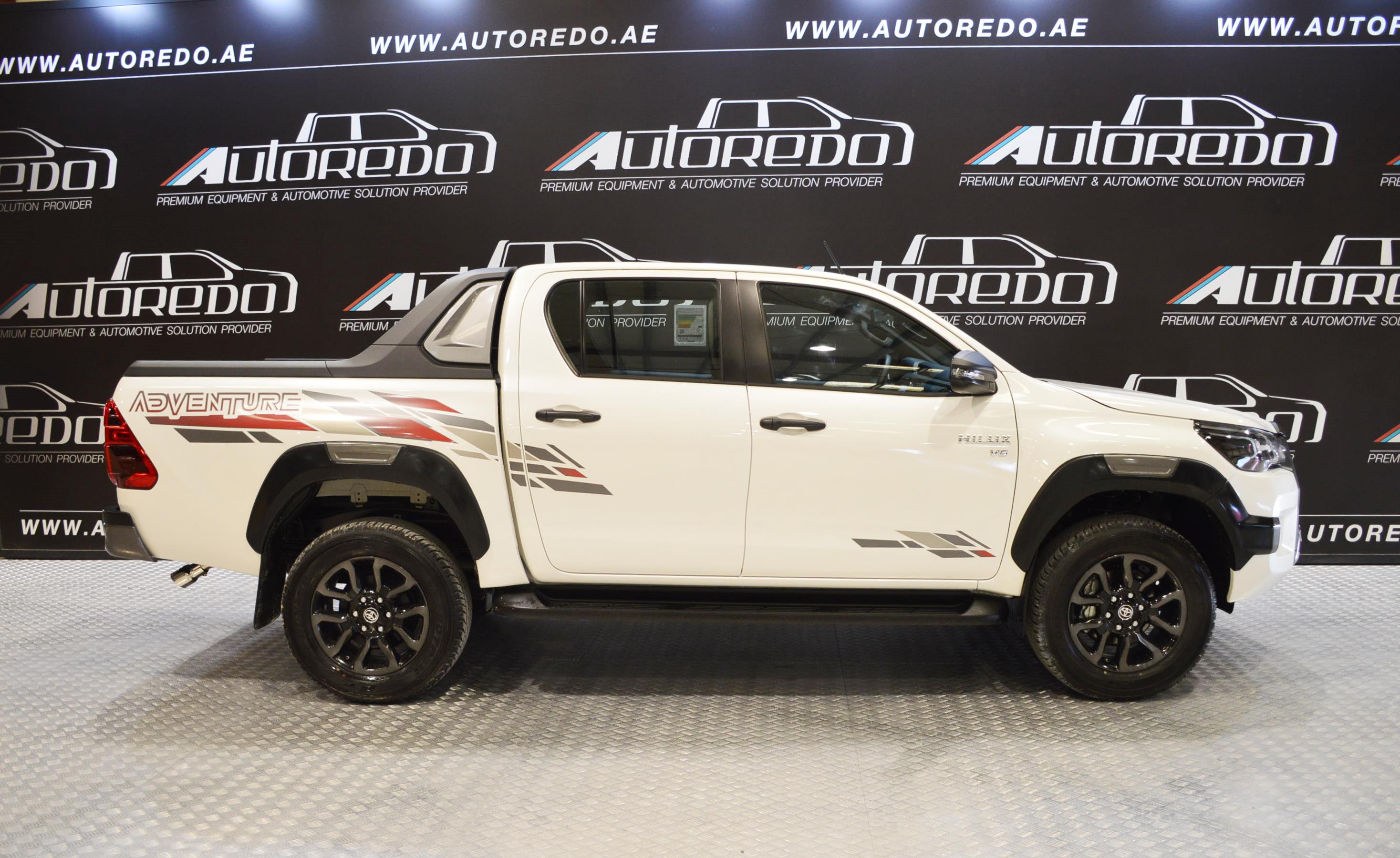 TOYOTA HILUX 4.0 ADVENTURE DOUBLE CABIN PETROL AT V6 4WD 2021YM Autoredo
