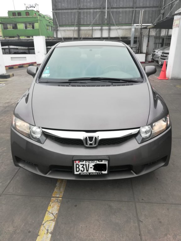 delantera Autos Perú