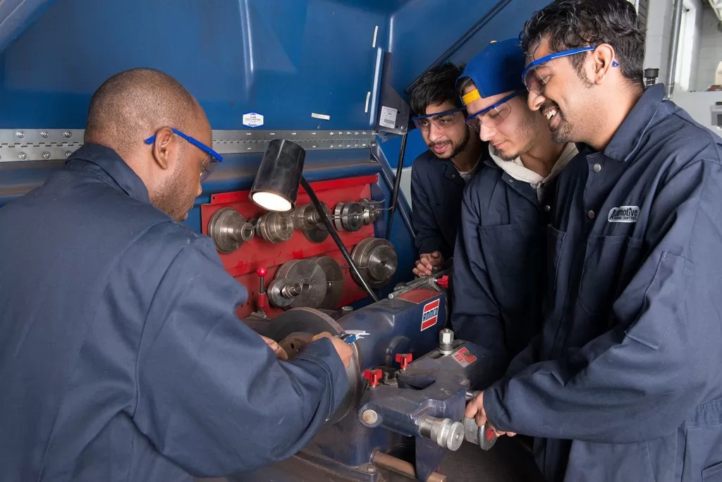 Online Auto Mechanic School Penn Foster