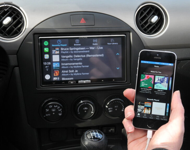 Autozine Diversen Android Auto en Apple Carplay