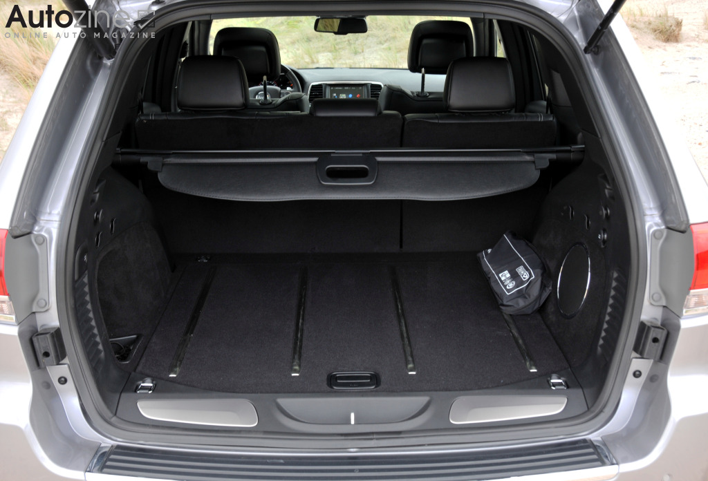 Autozine Foto's Jeep Grand Cherokee (8 / 10)