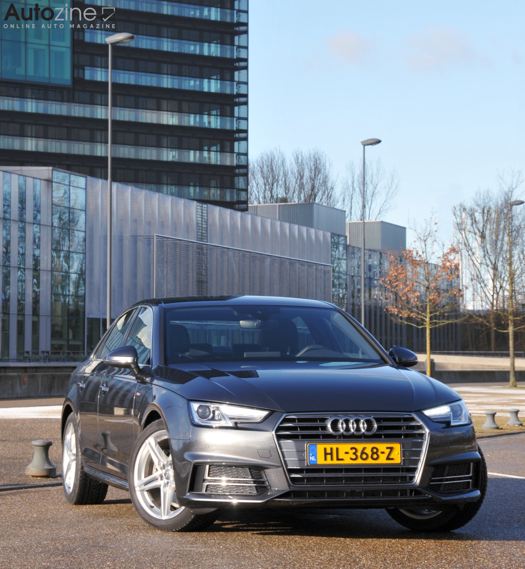 Autozine Foto's Audi A4 (2 / 12)