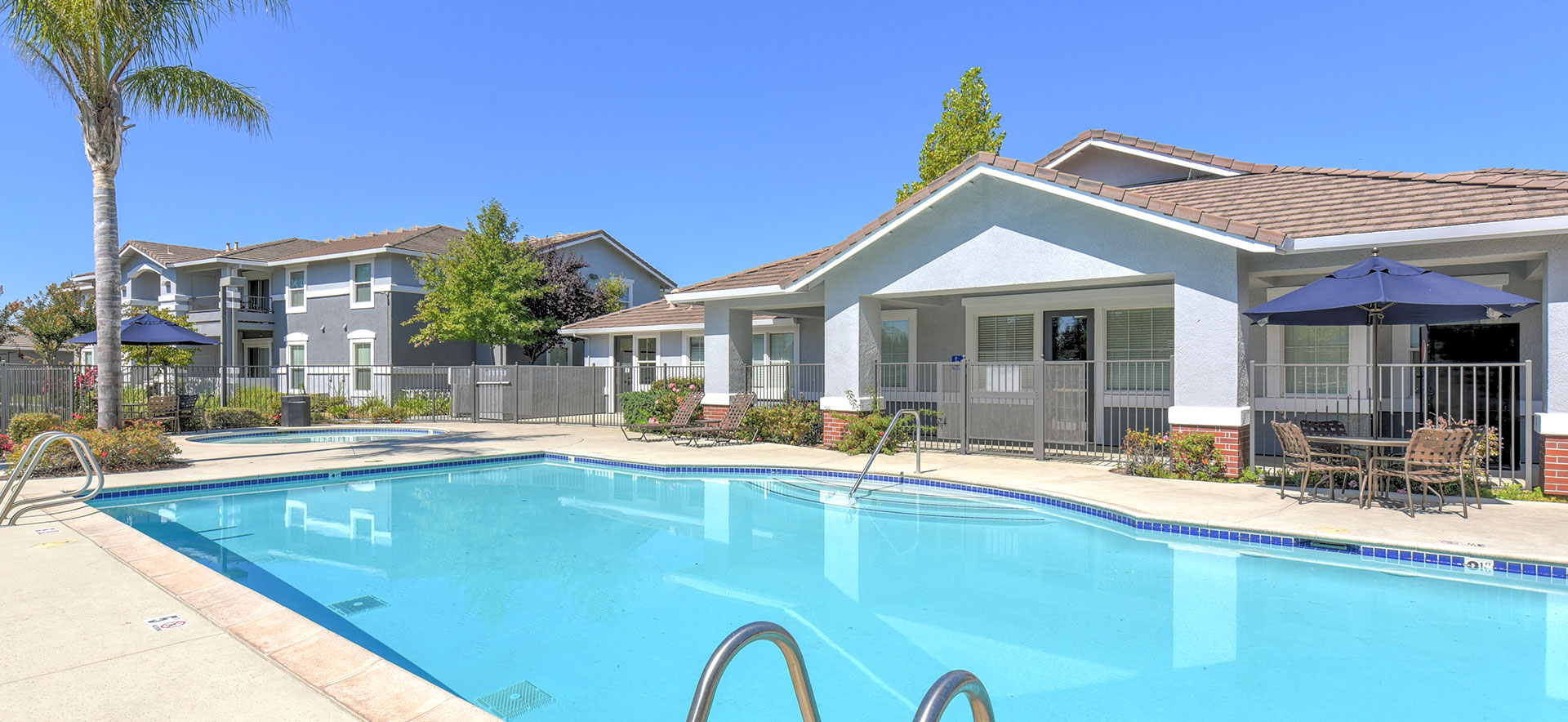 Breathtaking Photos Of Geneva Pointe Apartments Photos Yogiresla