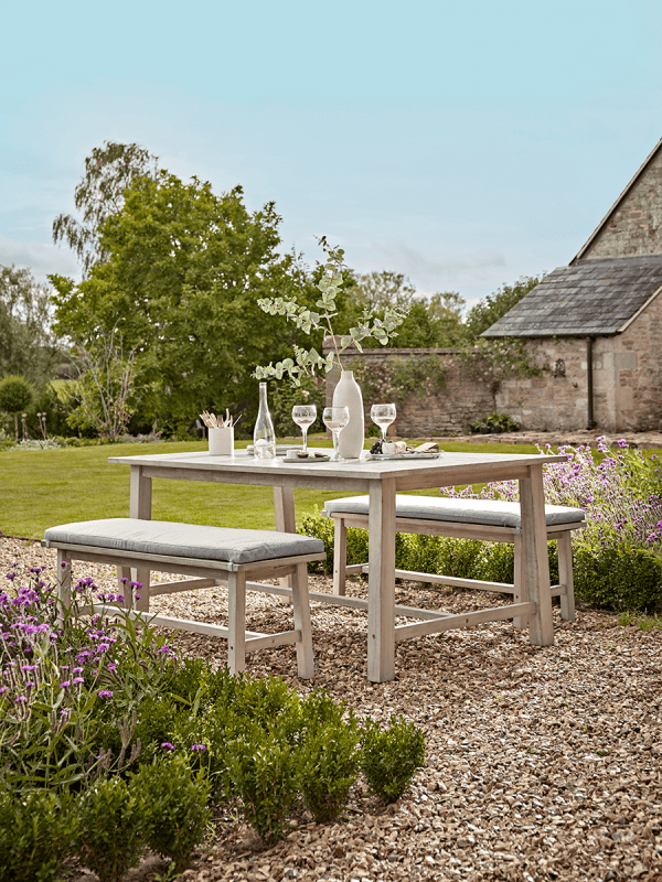English Country Garden Furniture Trend Why Yesterday Is the New