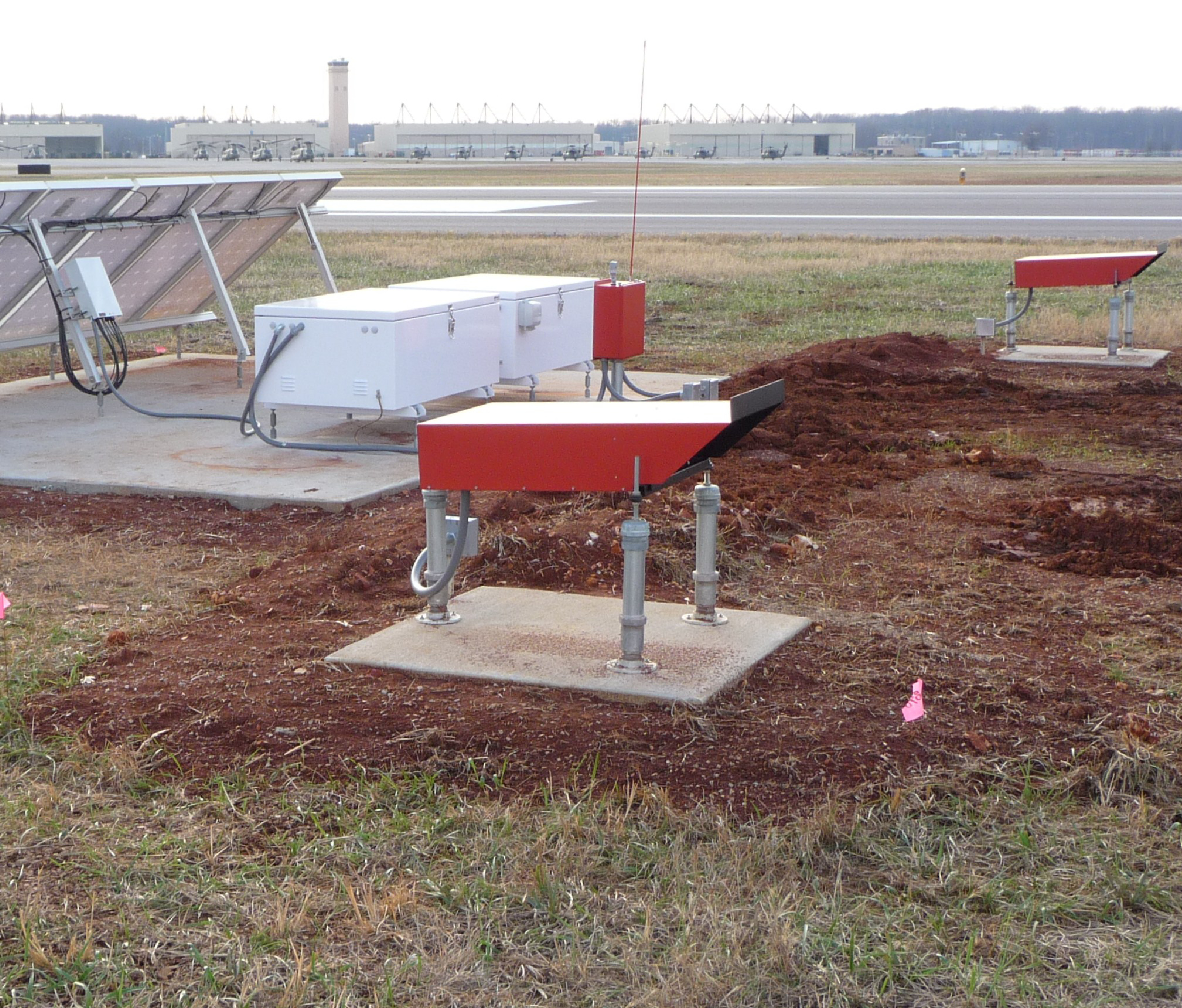 PAPI/APAPI Airfield Lighting Avlite Systems