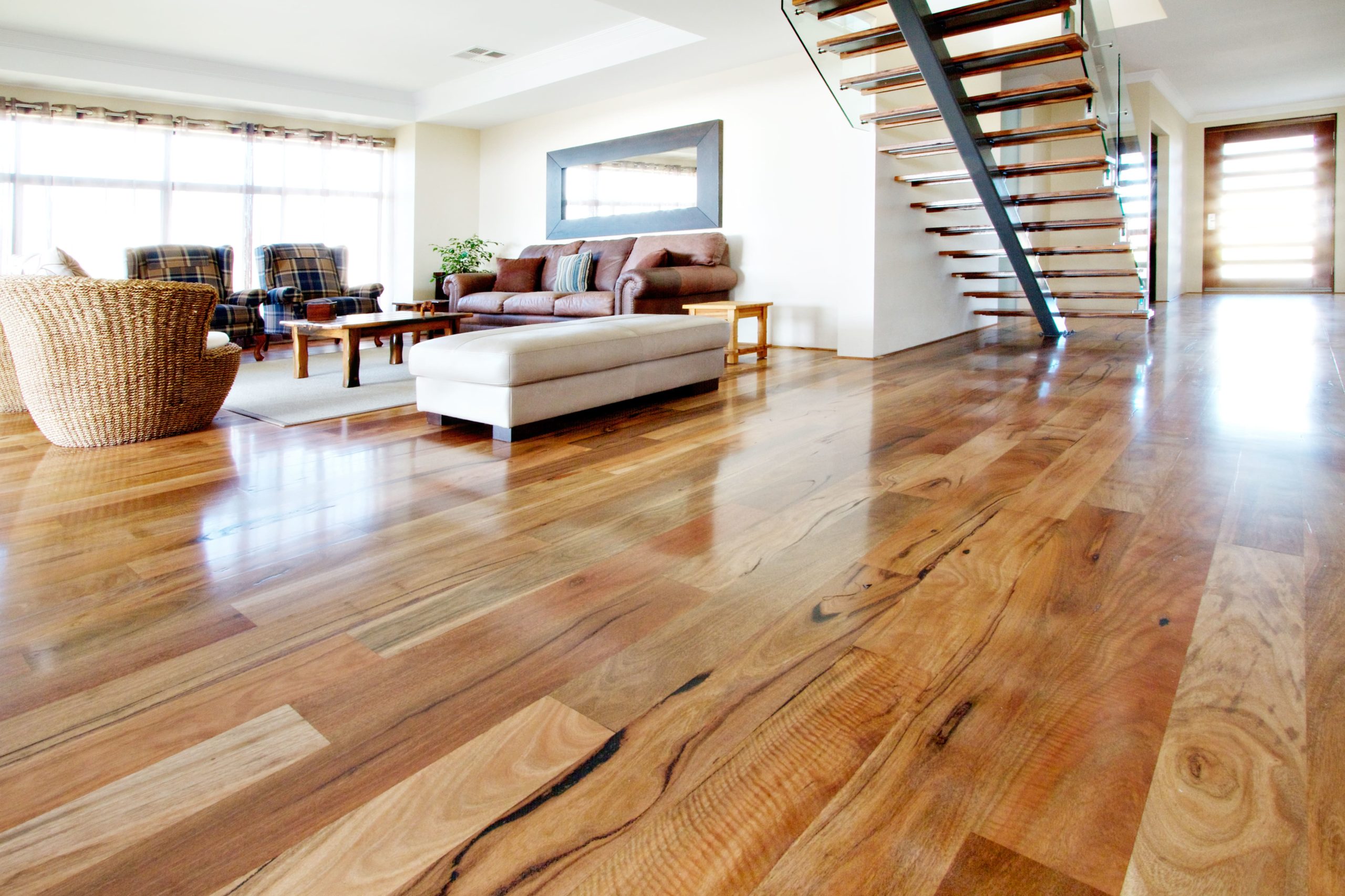 Why Solid Timber Flooring Can be the Best Flooring Option for You