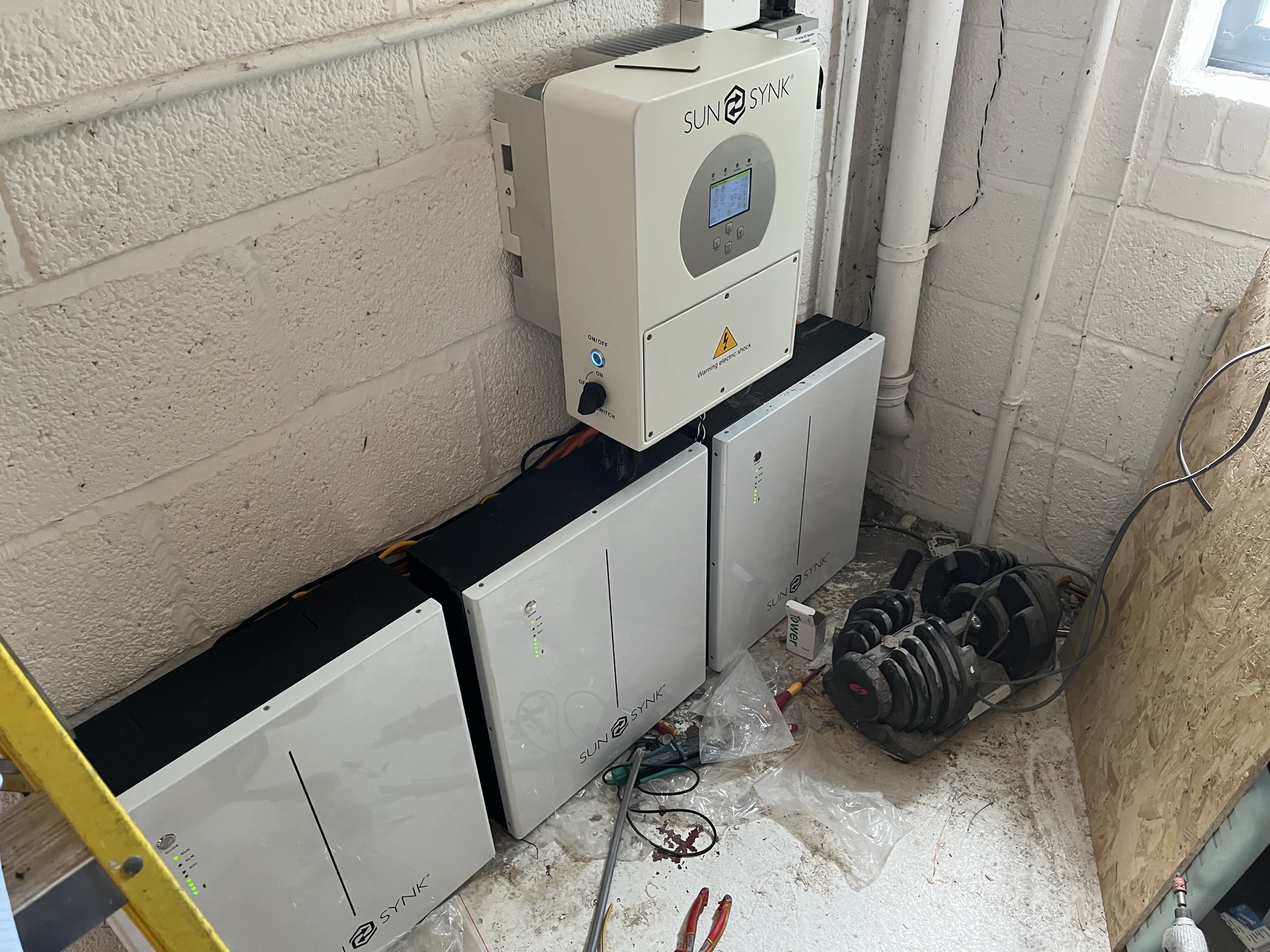 Finding Your Perfect Solar Battery Size A StepbyStep Guide