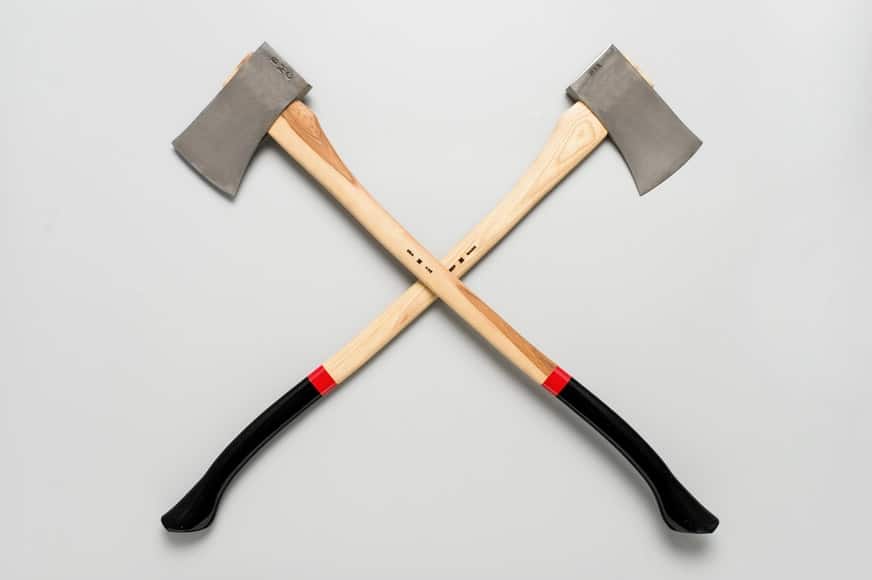 5 Best Axe Throwing In Austin, TX [2023 Updated] Awesome Axes