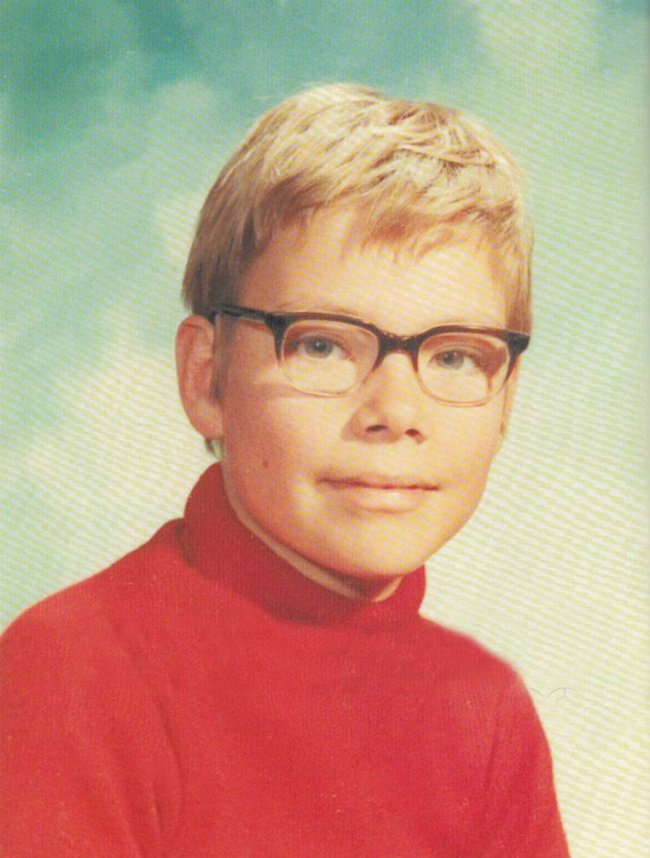 Can You Recognize All Of The Celebrities In These Childhood Photos