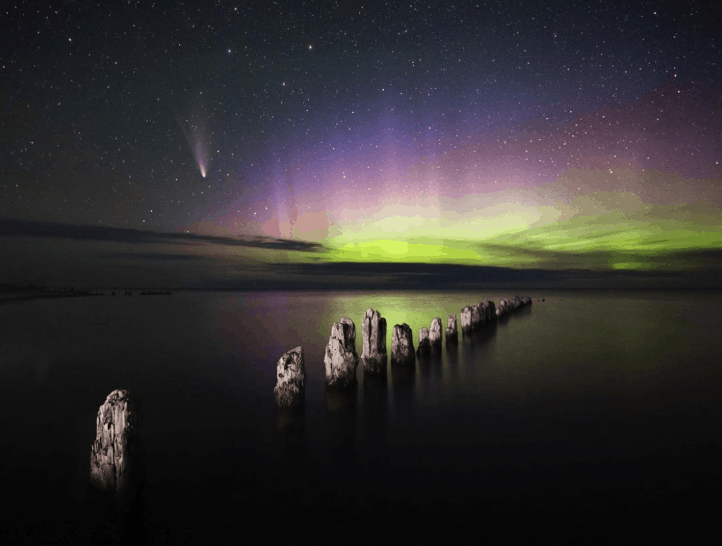 Awesome Mitten's ULTIMATE Guide to Northern Lights Michigan