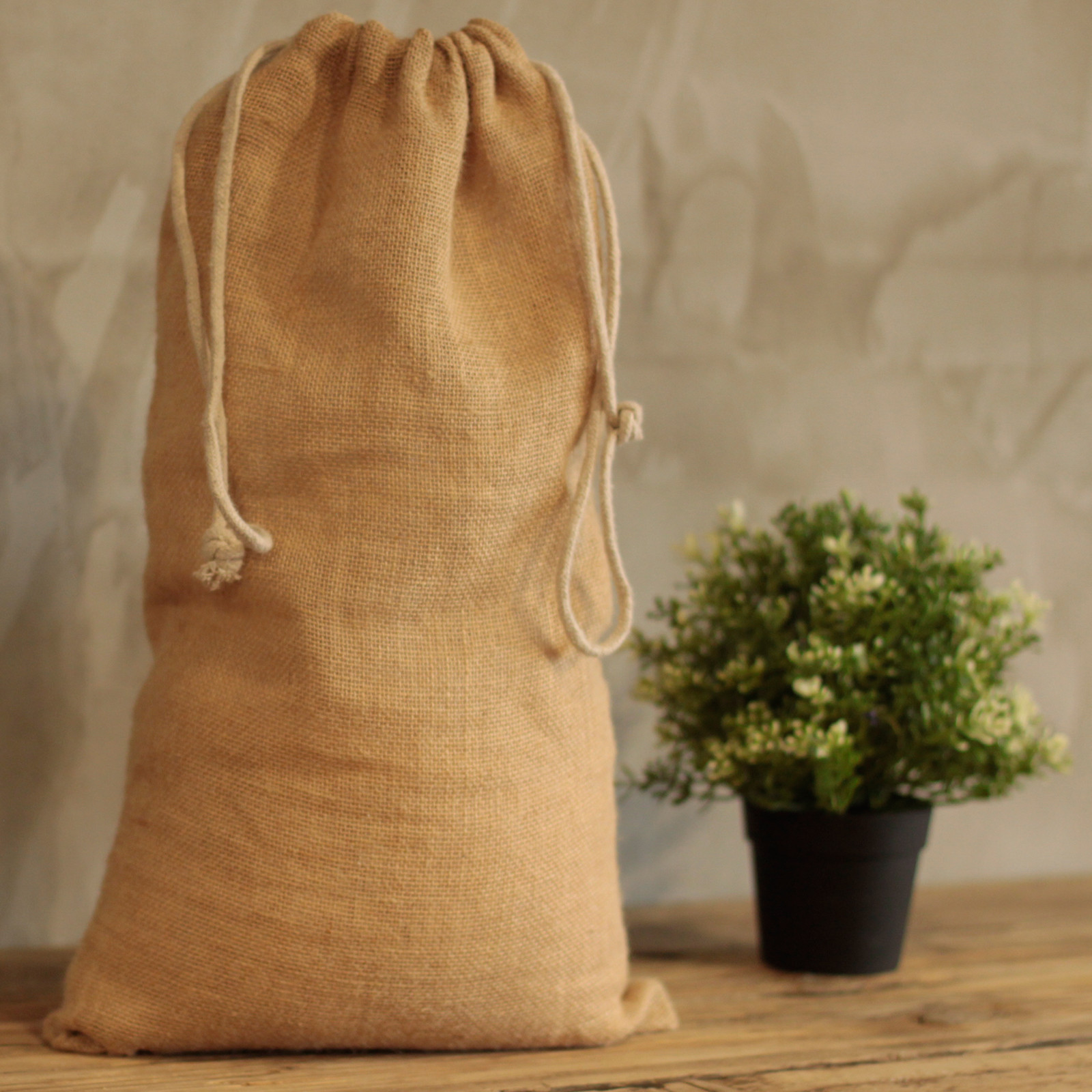 Wholesale Large Jute Sack 300x400mm AWGifts Europe Giftware and Aromatherapy Supplier
