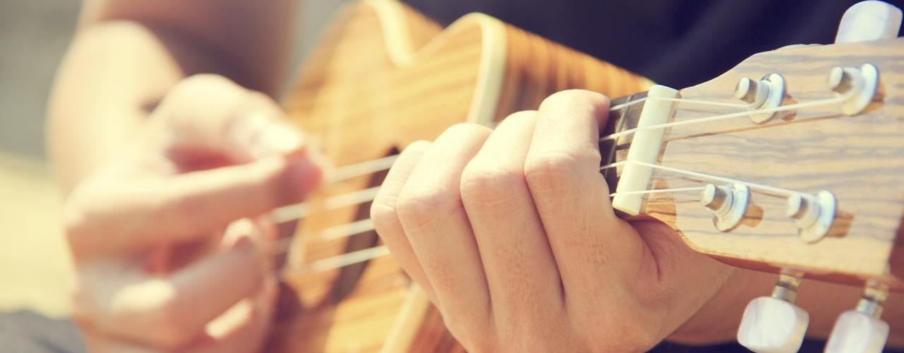 12 Best Ukulele Brands In The World (And Which To Avoid) atelieryuwa