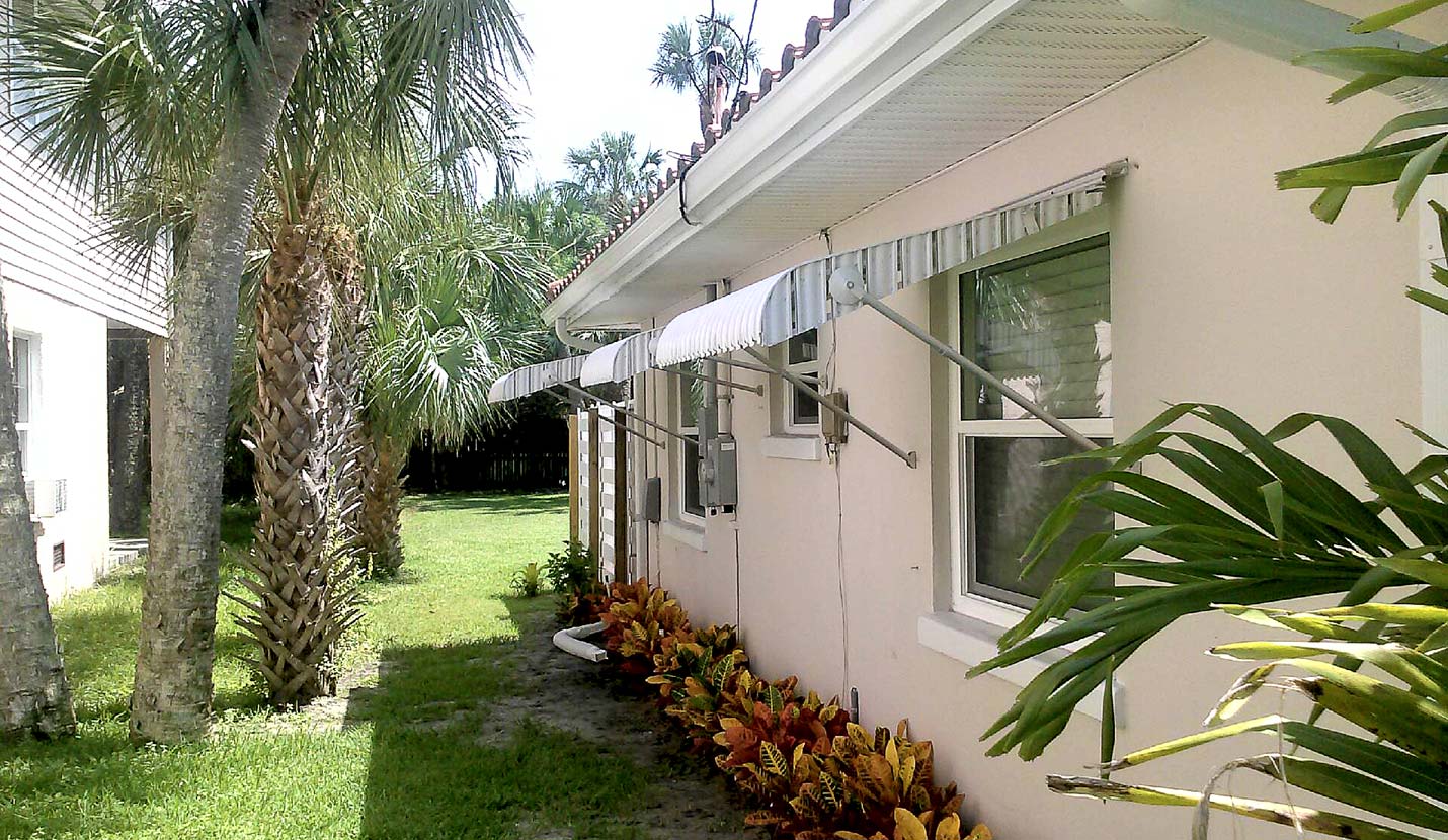 Aluminum Clamshell Awnings Awning Works Inc.