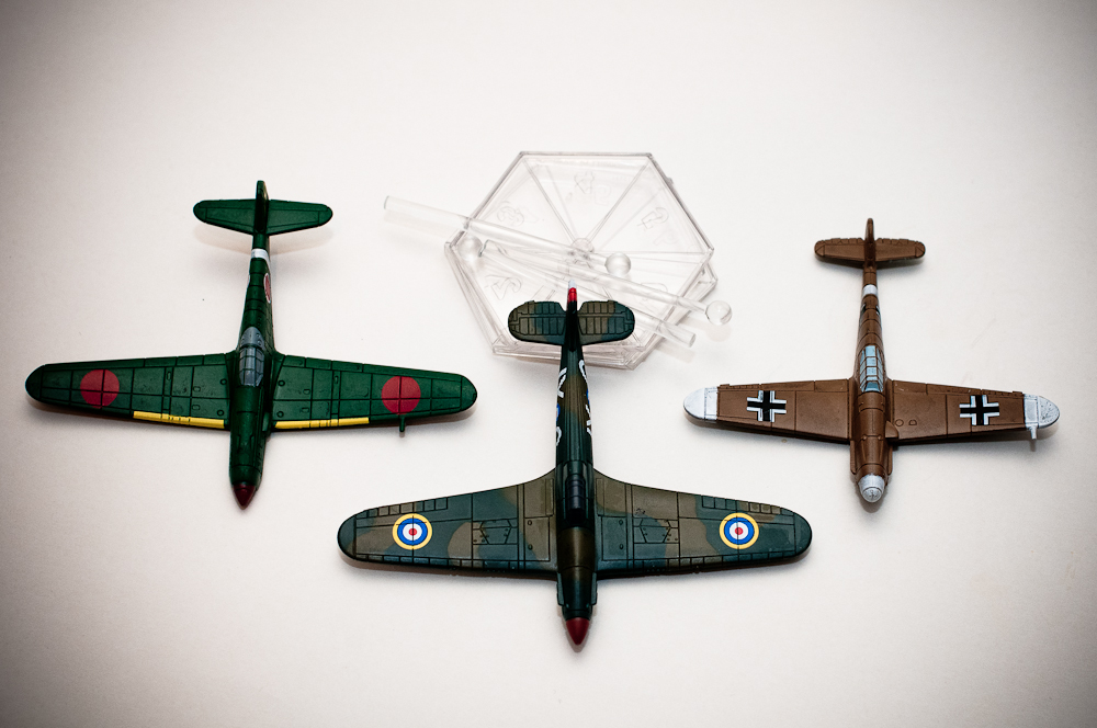 Contents of an Axis & Allies Air Force Minis Boster Axis & Allies