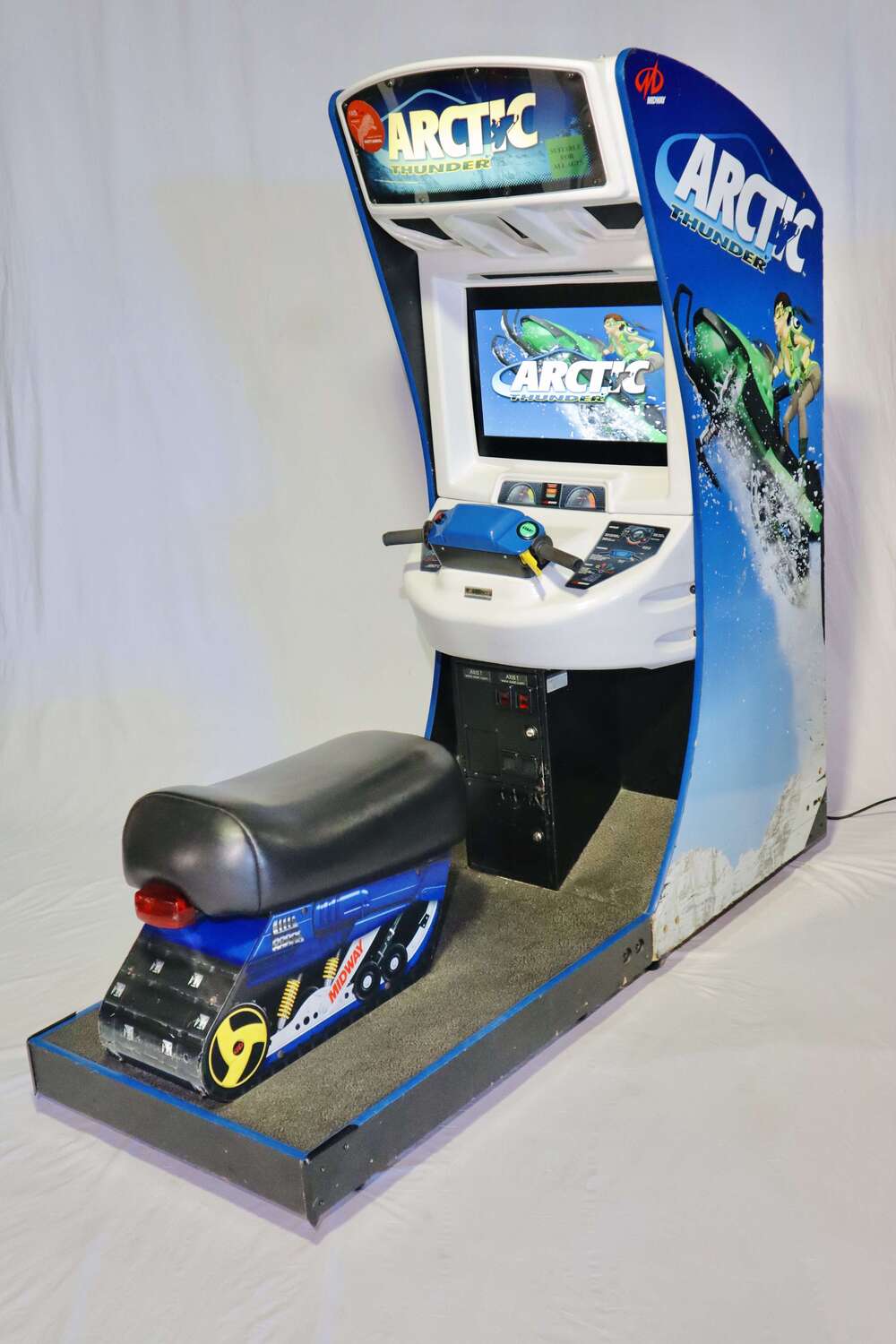 Arctic Thunder Axis T Party and Game Rentals