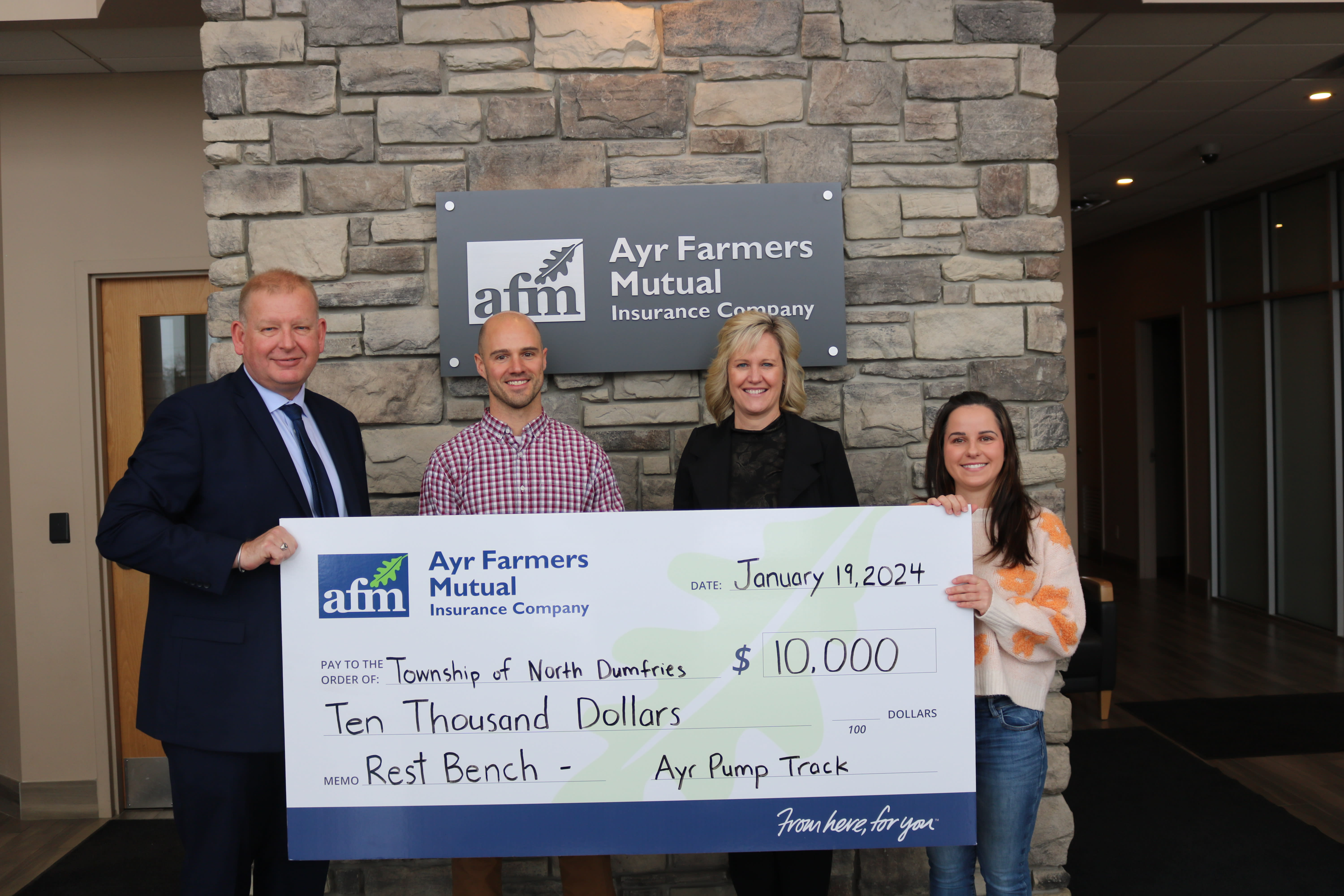 Blog Ayr Farmers Mutual Ayr Farmers Mutual Donates 10,000 to Ayr