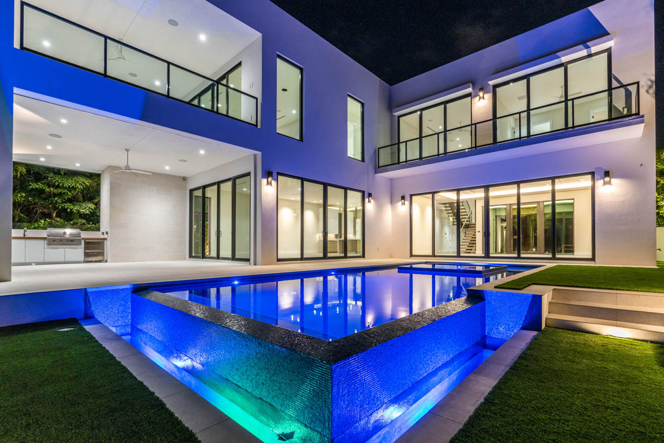 Lake Ida Modern Estate Azure Development