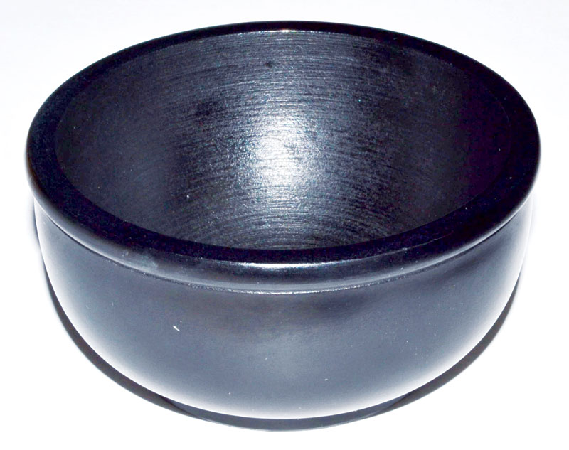 Black Stone Scrying Bowl 4"Azuregreen