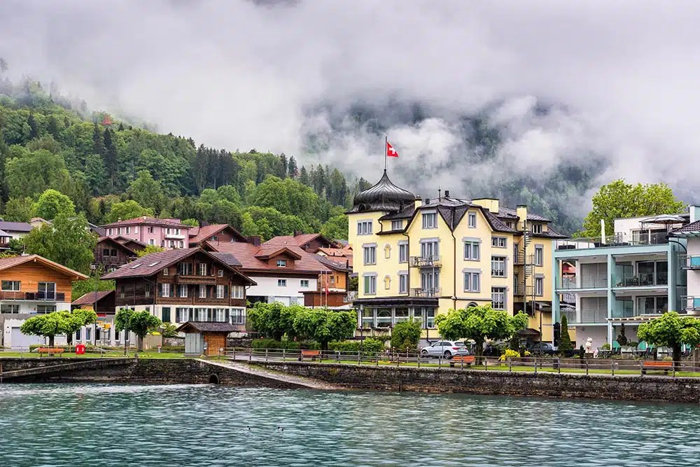 Les 4 destinations à visiter en Suisse pour vos vacances bsharpe