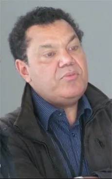 Photos De Emmanuel Kasarherou Babelio Com