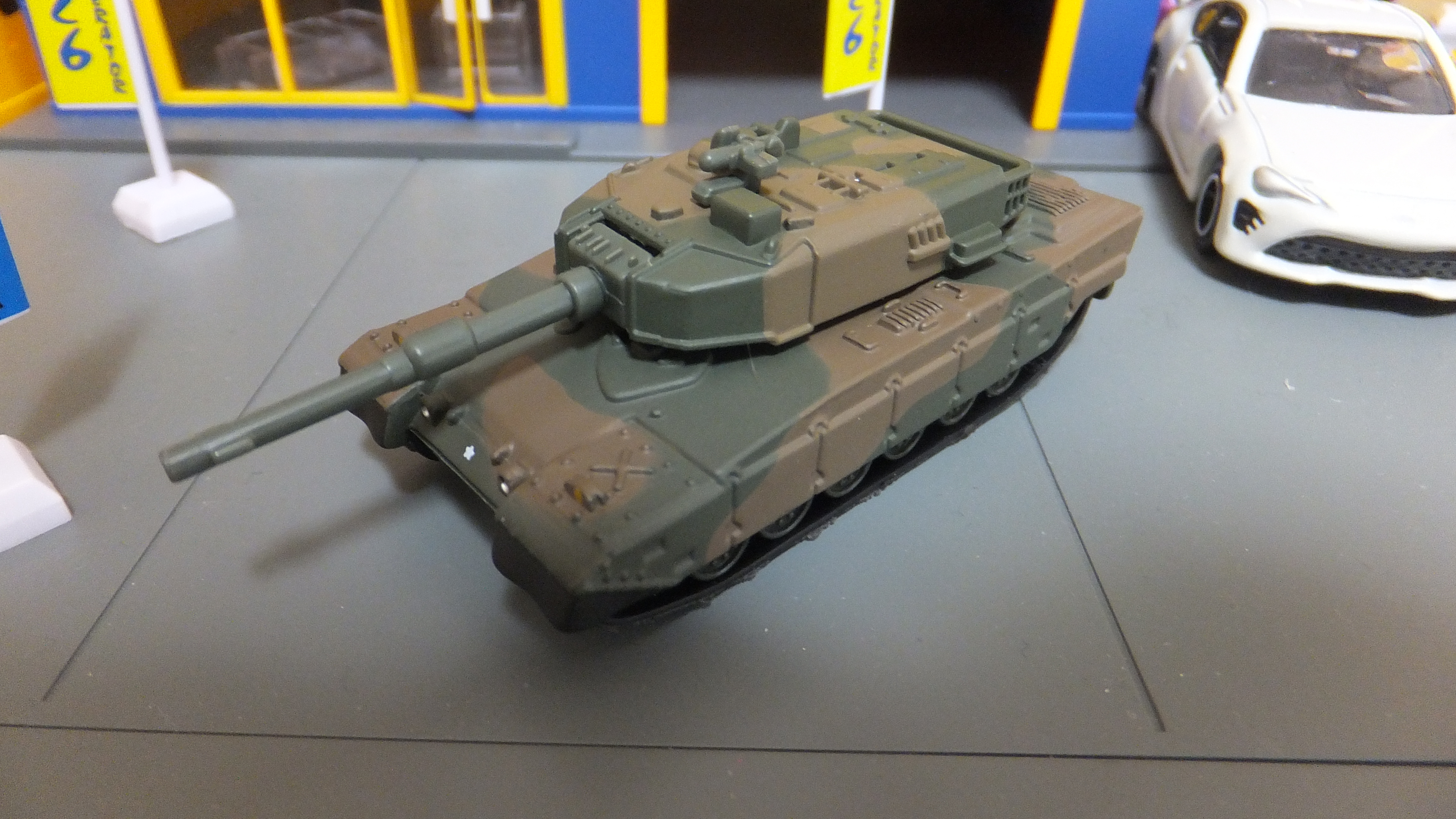 トミカプレミアム 03 自衛隊 90式戦車 トミカコレクション 親子奮闘記
