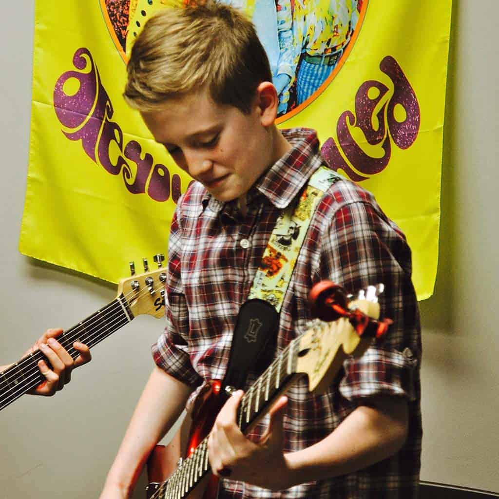 Edmonton's Best Beginner Guitar Lessons Backbeat