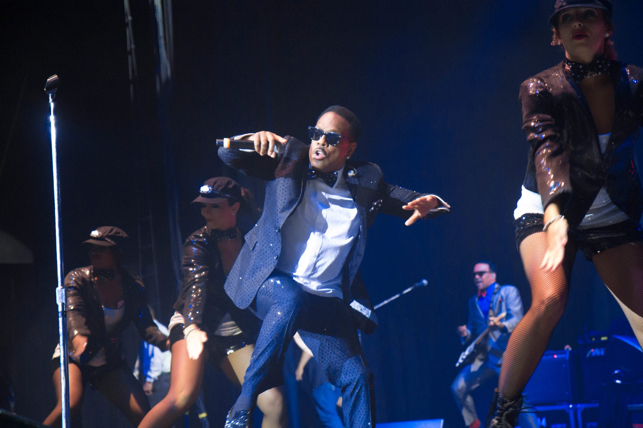 Charlie Wilson Performs 102.1’s Majic Under the Stars