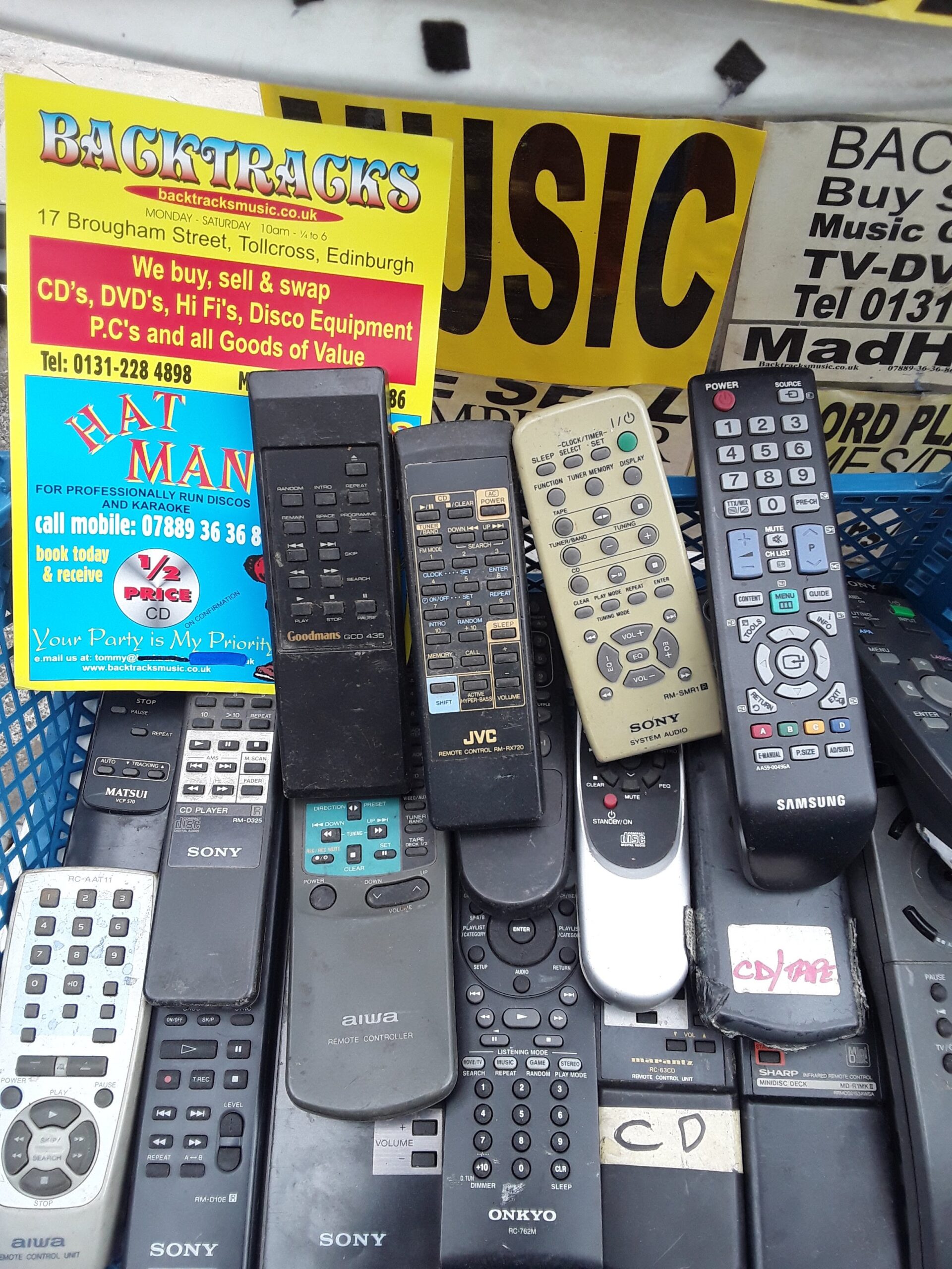 Edinburgh second hand TV Shop Backtracks sell DVD Camera equipment