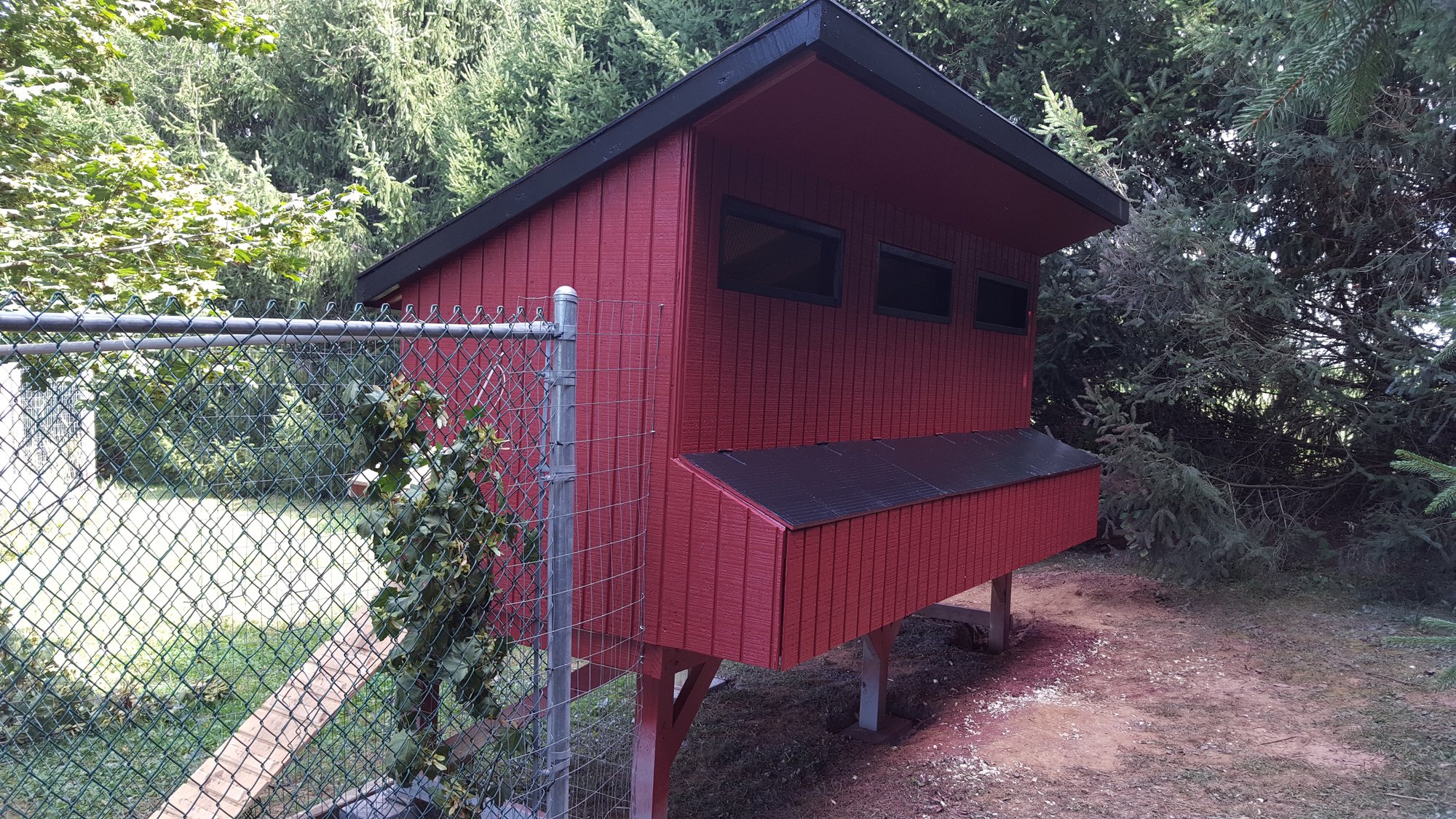 Coop with floating floor and removable nest boxes BackYard Chickens
