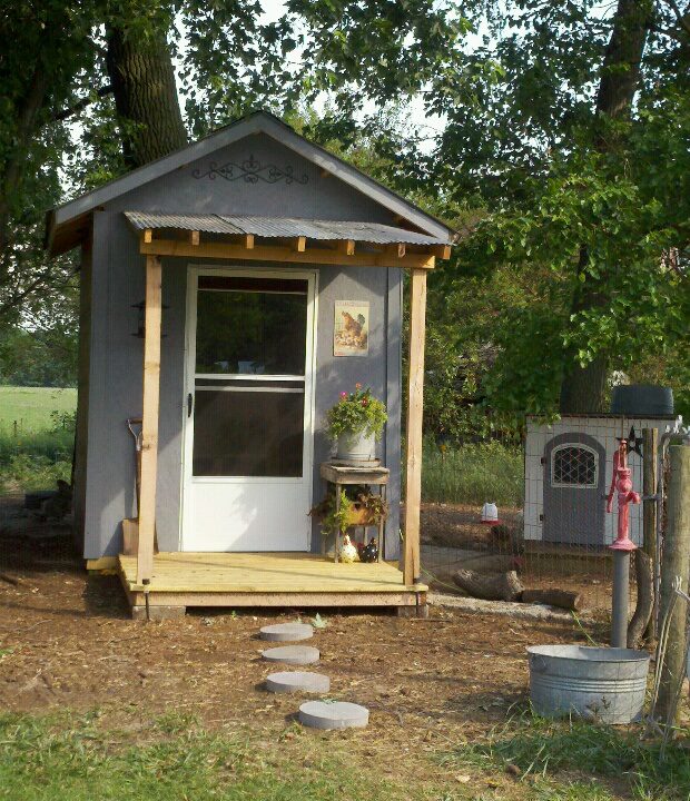 The brooder barn just for Chicks. ) BackYard Chickens Learn How