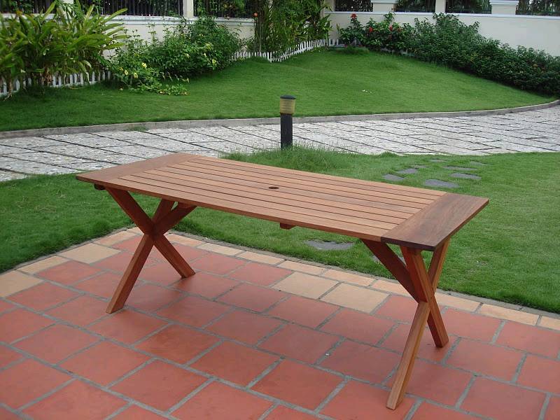 Omaha Outdoor Rectangle Table V184