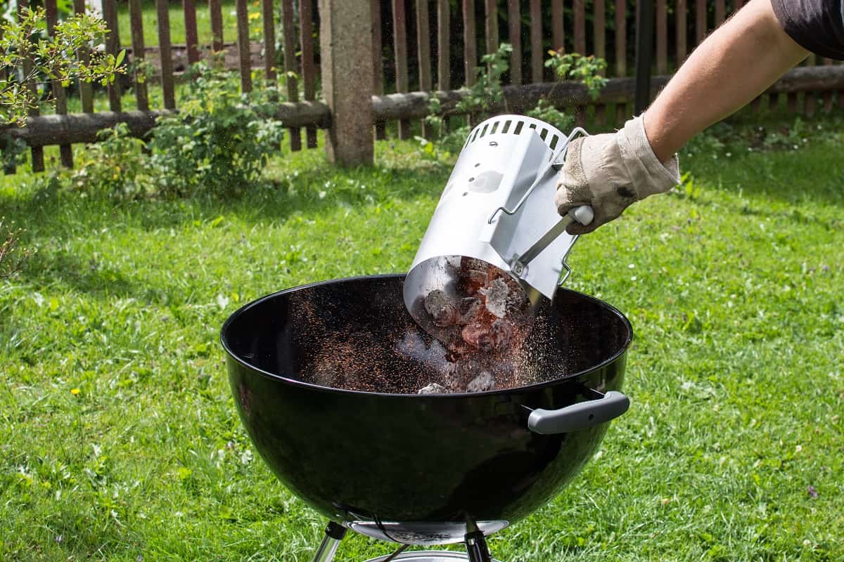 How to Light a Charcoal Grill Without Lighter Fluid Backyard Food Fix