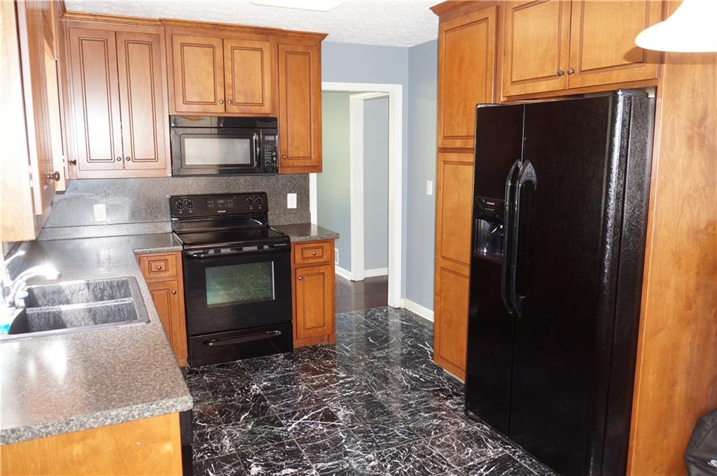 3 bedroom 2 bath home for Sale in White, GA